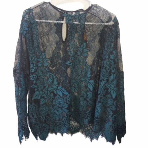 Zara NWT  Emerald lace top  (M) - Picture 2 of 9